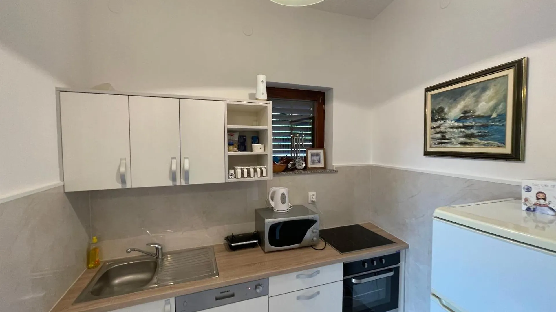 Apartment Ivan Njivice Croatia